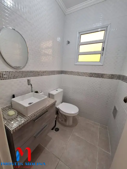 Foto 3 de Casa com 3 quartos à venda, 175m2 em Guilhermina, Praia Grande - SP