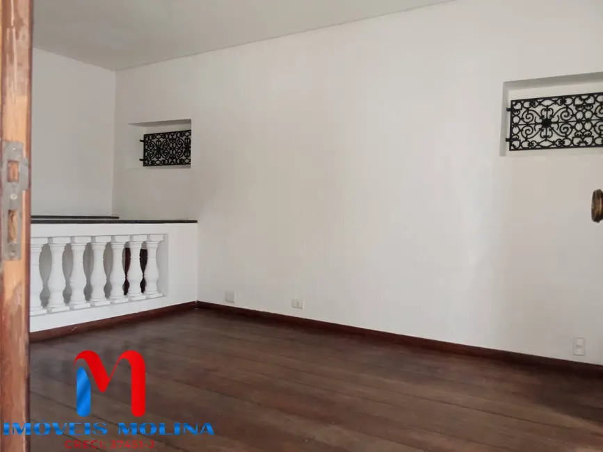 Foto 4 de Casa com 2 quartos para alugar, 145m2 em Santa Paula, Sao Caetano Do Sul - SP