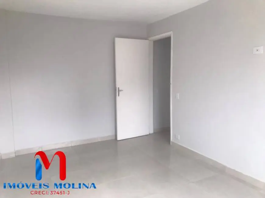 Foto 2 de Apartamento com 1 quarto para alugar, 41m2 em Santo Antônio, Sao Caetano Do Sul - SP