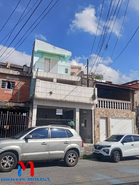 Foto 1 de Casa com 2 quartos para alugar, 65m2 em Vila Palmares, Santo Andre - SP