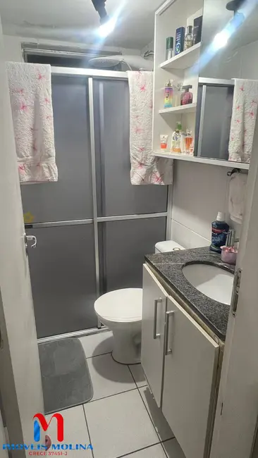 Foto 6 de Apartamento com 3 quartos à venda, 65m2 em Parque São Vicente, Maua - SP