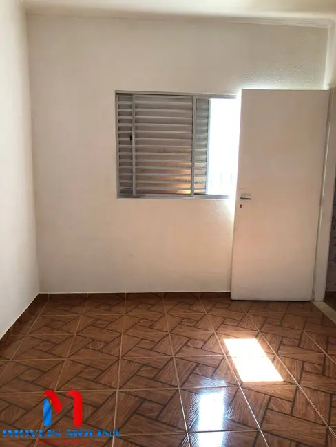 Sobrado com 3 quartos para alugar, 100m2 em Nova Gerty, Sao Caetano Do Sul - SP - imagem 5 Foto 5 de Sobrado com 3 quartos para alugar, 100m2 em Nova Gerty, Sao Caetano Do Sul - SP