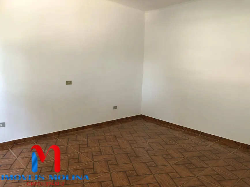 Sobrado com 3 quartos para alugar, 100m2 em Nova Gerty, Sao Caetano Do Sul - SP - imagem 3 Foto 3 de Sobrado com 3 quartos para alugar, 100m2 em Nova Gerty, Sao Caetano Do Sul - SP