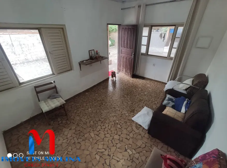 Casa com 1 quarto à venda, 275m2 em Cidade da Criança, Praia Grande - SP - imagem 3 Foto 3 de Casa com 1 quarto à venda, 275m2 em Cidade da Criança, Praia Grande - SP