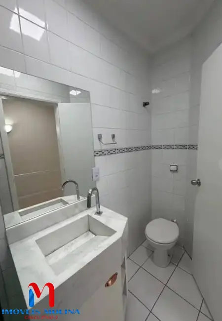 Apartamento com 2 quartos à venda, 64m2 em Guilhermina, Praia Grande - SP - imagem 5 Foto 5 de Apartamento com 2 quartos à venda, 64m2 em Guilhermina, Praia Grande - SP