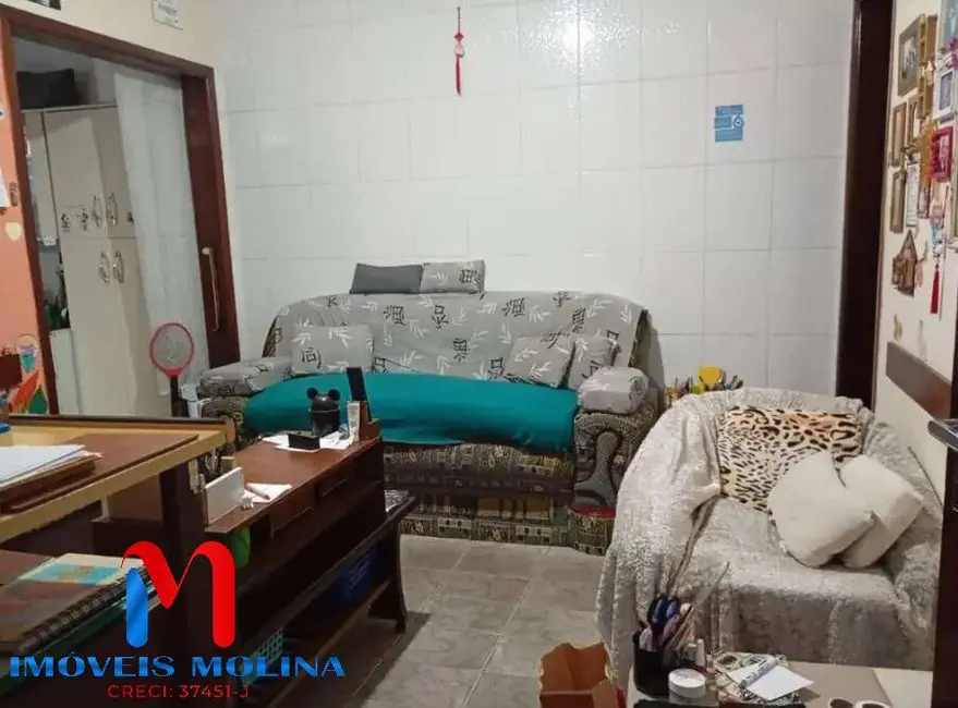 Foto 2 de Casa com 2 quartos à venda, 117m2 em Guilhermina, Praia Grande - SP