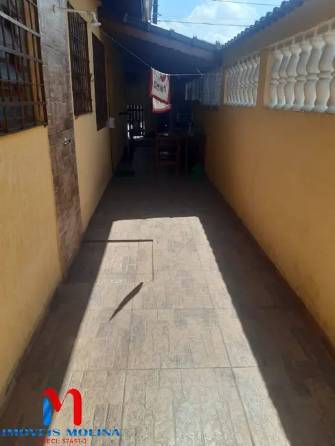 Foto 4 de Casa à venda, 150m2 em Ocian, Praia Grande - SP