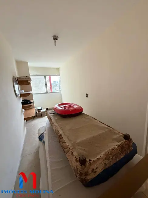 Foto 3 de Apartamento com 1 quarto à venda, 42m2 em Guilhermina, Praia Grande - SP