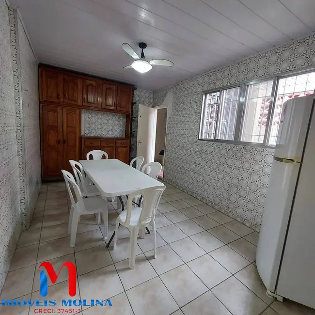 Casa com 3 quartos à venda, 246m2 em Ocian, Praia Grande - SP - imagem 3 Foto 3 de Casa com 3 quartos à venda, 246m2 em Ocian, Praia Grande - SP