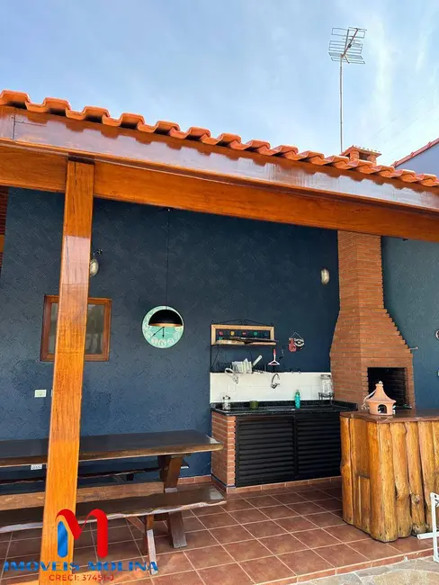 Casa com 6 quartos à venda, 595m2 em Peruibe - SP - imagem 1 Foto 1 de Casa com 6 quartos à venda, 595m2 em Peruibe - SP