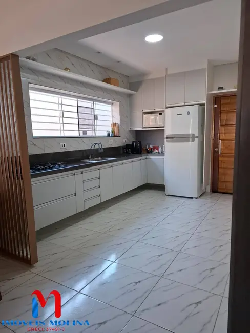 Casa com 4 quartos à venda, 250m2 em Real, Praia Grande - SP - imagem 2 Foto 2 de Casa com 4 quartos à venda, 250m2 em Real, Praia Grande - SP