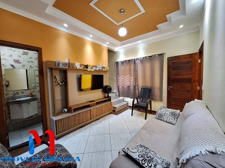 Foto 1 de Casa com 2 quartos à venda, 70m2 em Tupi, Praia Grande - SP