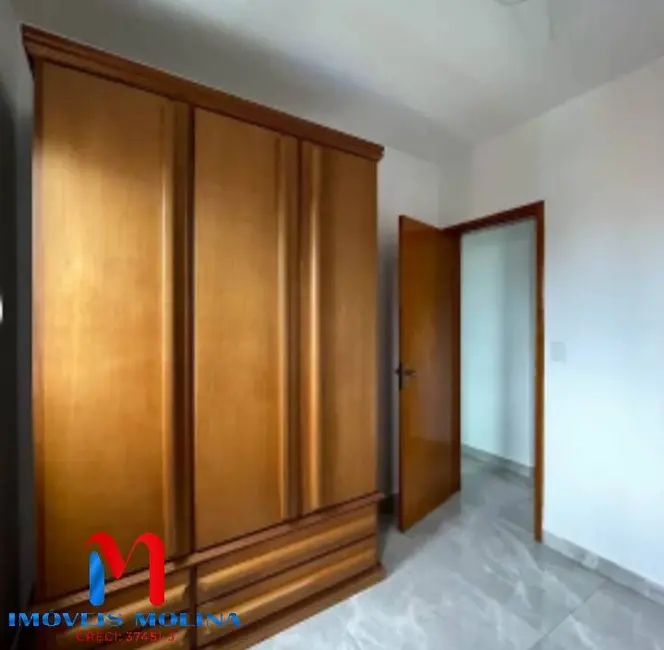 Apartamento com 2 quartos à venda em Guilhermina, Praia Grande - SP - imagem 4 Foto 4 de Apartamento com 2 quartos à venda em Guilhermina, Praia Grande - SP