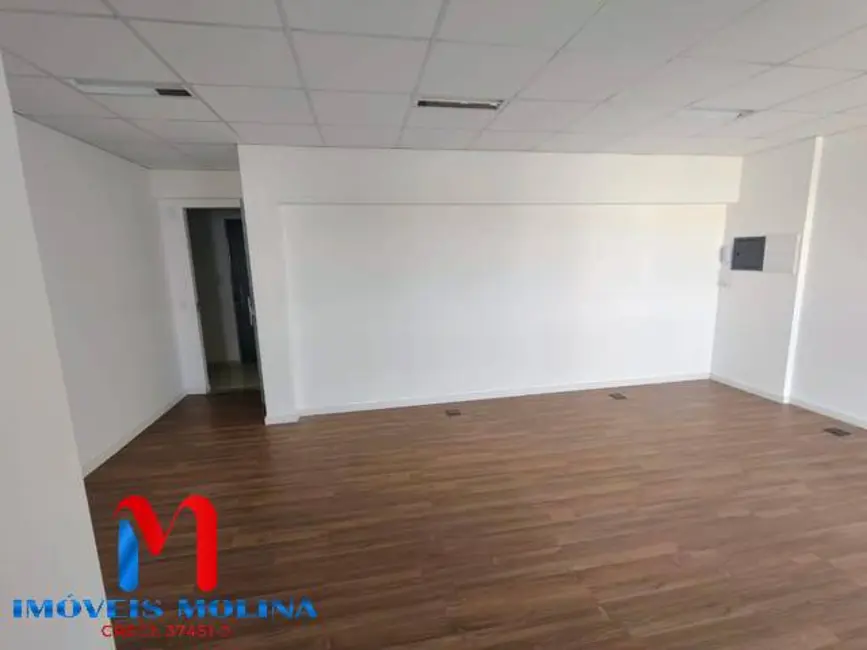 Sala Comercial para alugar, 38m2 em Rudge Ramos, Sao Bernardo Do Campo - SP - imagem 8 Foto 8 de Sala Comercial para alugar, 38m2 em Rudge Ramos, Sao Bernardo Do Campo - SP