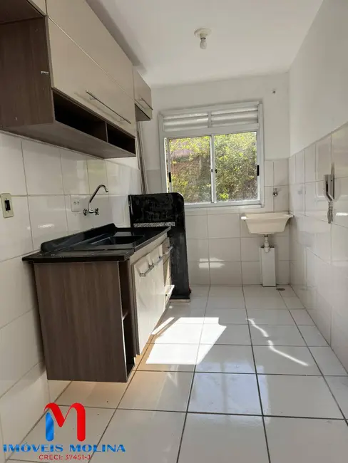 Foto 2 de Apartamento com 2 quartos à venda, 50m2 em Jardim Ipê, Maua - SP