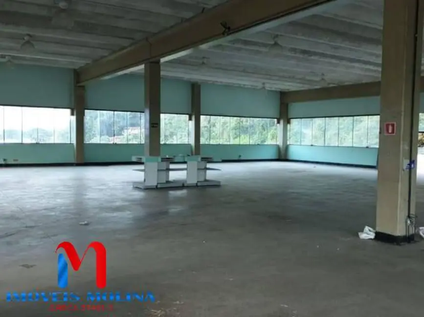 Sala Comercial à venda e para alugar, 3550m2 em Balneário Praia do Pernambuco, Guaruja - SP - imagem 2 Foto 2 de Sala Comercial à venda e para alugar, 3550m2 em Balneário Praia do Pernambuco, Guaruja - SP