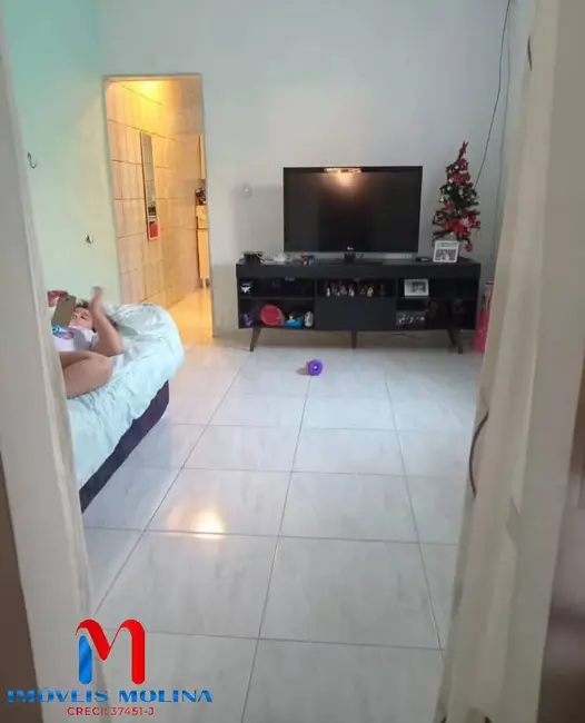 Foto 1 de Casa com 2 quartos à venda, 150m2 em Mongagua - SP