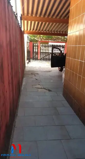 Foto 9 de Casa com 2 quartos à venda, 150m2 em Mongagua - SP