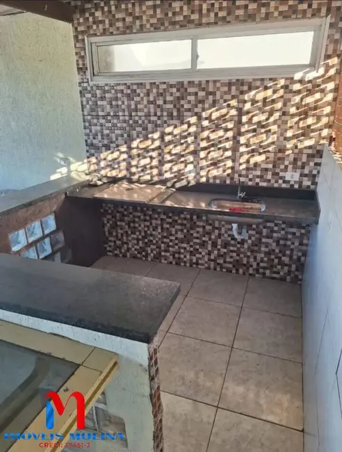 Foto 2 de Casa com 2 quartos para alugar, 1922m2 em Vila Sônia, Praia Grande - SP