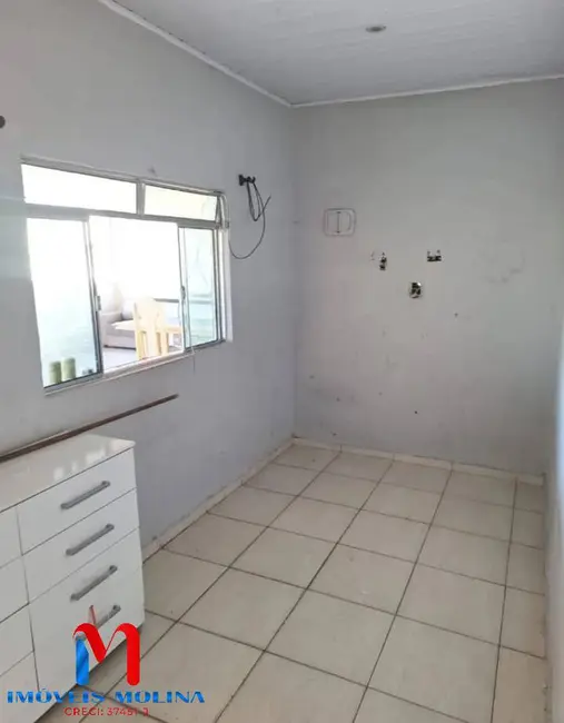 Foto 7 de Casa com 2 quartos para alugar, 1922m2 em Vila Sônia, Praia Grande - SP