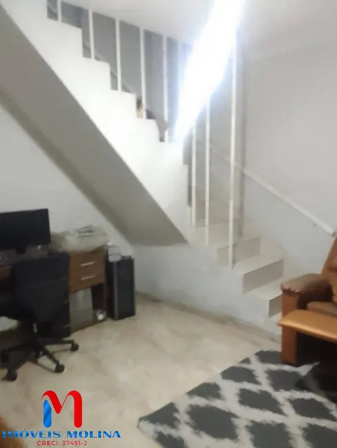 Sobrado com 2 quartos à venda, 44m2 em Osvaldo Cruz, Sao Caetano Do Sul - SP - imagem 4 Foto 4 de Sobrado com 2 quartos à venda, 44m2 em Osvaldo Cruz, Sao Caetano Do Sul - SP