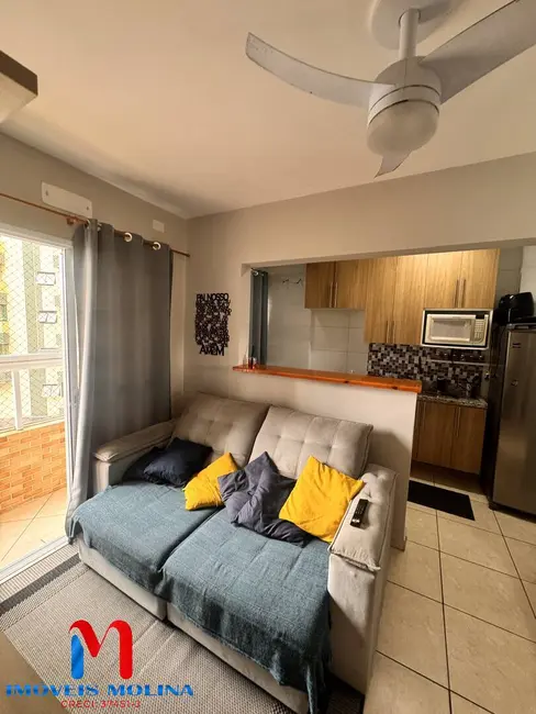 Foto 2 de Apartamento à venda, 35m2 em Guilhermina, Praia Grande - SP