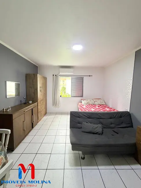 Foto 1 de Apartamento com 1 quarto à venda, 29935m2 em Guilhermina, Praia Grande - SP