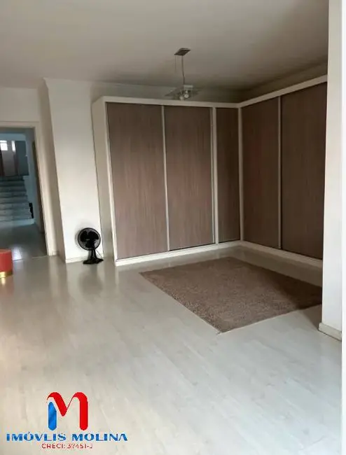 Sobrado com 4 quartos à venda em Barcelona, Sao Caetano Do Sul - SP - imagem 3 Foto 3 de Sobrado com 4 quartos à venda em Barcelona, Sao Caetano Do Sul - SP