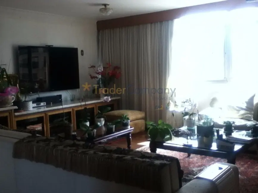 Foto 1 de Apartamento com 4 quartos à venda e para alugar, 250m2 em Higienópolis, São Paulo - SP