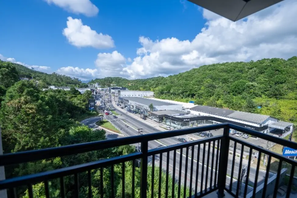 Foto 2 de Apartamento com 2 quartos à venda, 63m2 em Praia dos Amores, Balneario Camboriu - SC