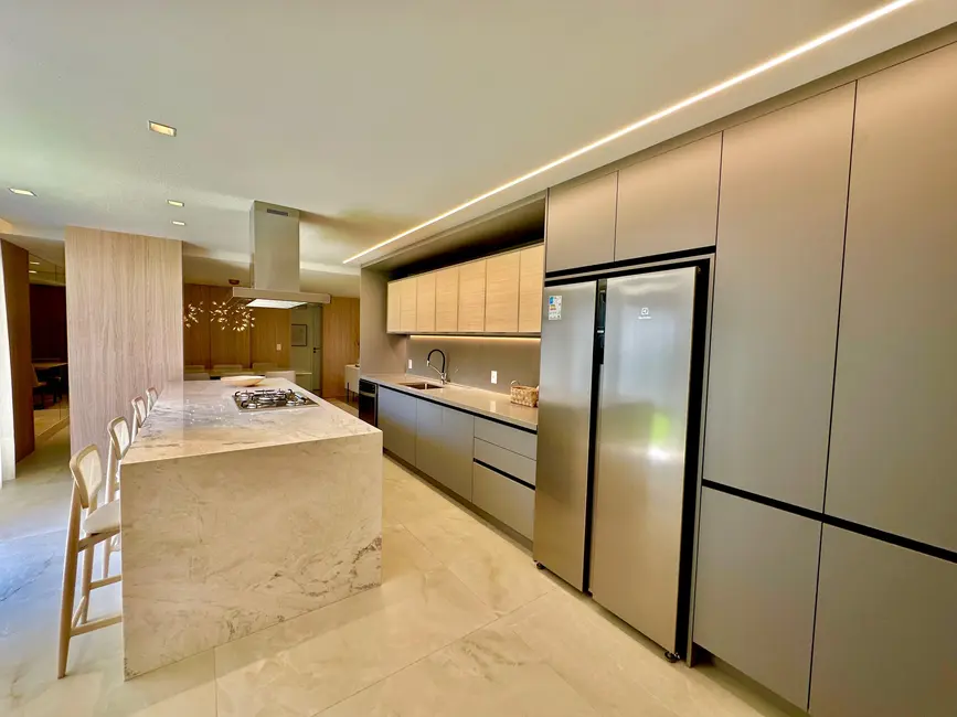 Apartamento com 3 quartos à venda, 185m2 em Itajai - SC - imagem 7 Foto 7 de Apartamento com 3 quartos à venda, 185m2 em Itajai - SC