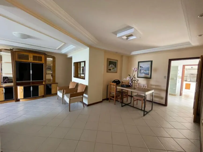 Foto 6 de Apartamento com 3 quartos à venda, 220m2 em Centro, Balneario Camboriu - SC