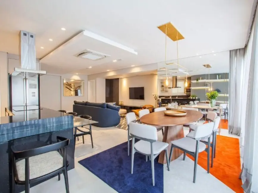 Apartamento com 3 quartos à venda, 167m2 em Centro, Balneario Camboriu - SC - imagem 5 Foto 5 de Apartamento com 3 quartos à venda, 167m2 em Centro, Balneario Camboriu - SC