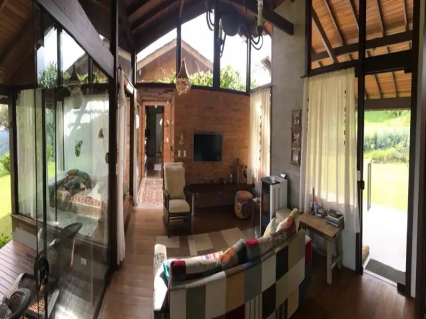 Chácara com 2 quartos à venda em Rancho Queimado - SC - imagem 9 Foto 9 de Chácara com 2 quartos à venda em Rancho Queimado - SC