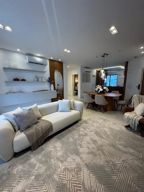 Foto 6 de Apartamento com 3 quartos à venda, 132m2 em Pioneiros, Balneario Camboriu - SC