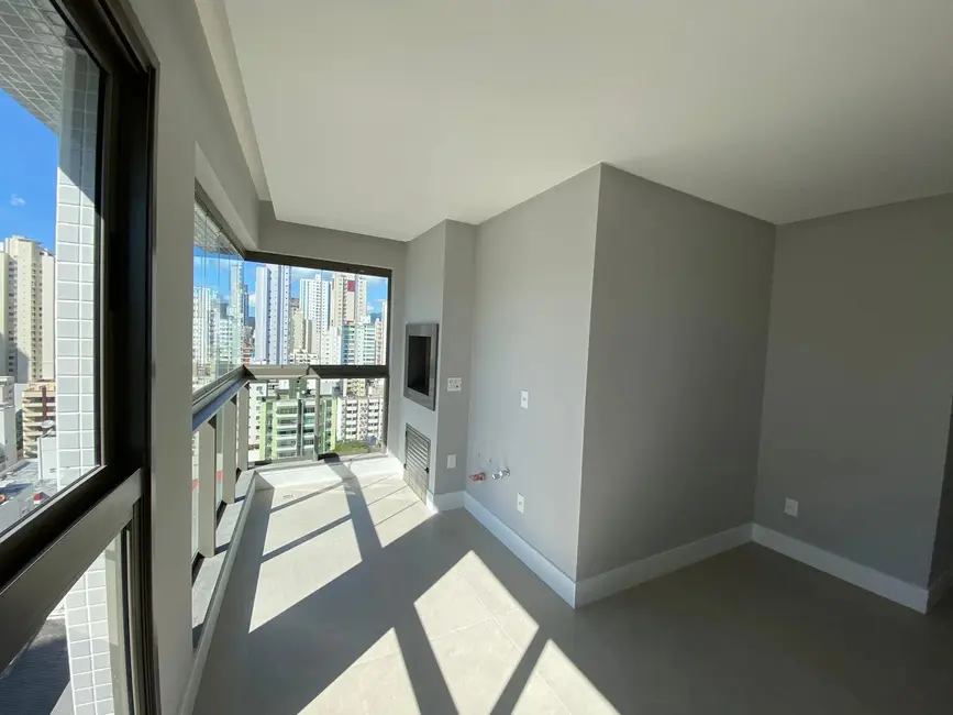 Foto 3 de Apartamento com 3 quartos à venda, 123m2 em Centro, Balneario Camboriu - SC