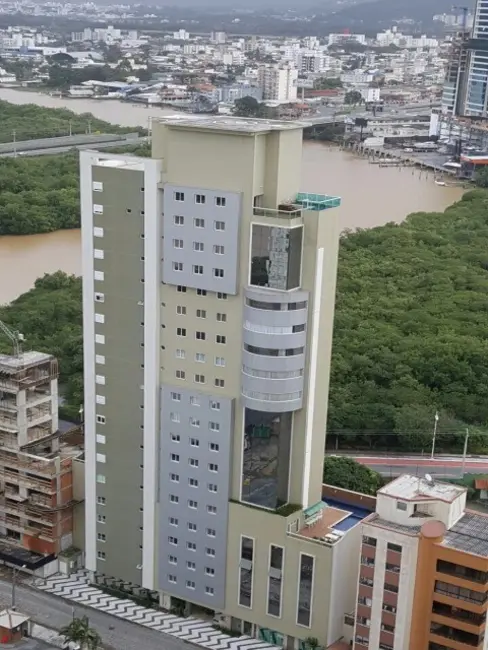 Foto 2 de Apartamento com 3 quartos à venda, 136m2 em Centro, Balneario Camboriu - SC