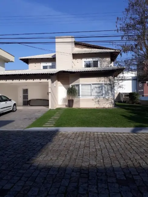 Foto 1 de Casa de Condomínio com 4 quartos à venda, 350m2 em Estados, Balneario Camboriu - SC