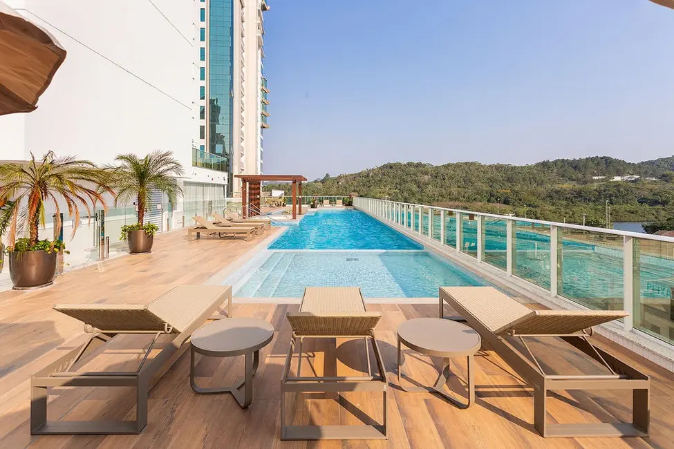 Apartamento com 3 quartos à venda, 139m2 em Centro, Balneario Camboriu - SC - imagem 9 Foto 9 de Apartamento com 3 quartos à venda, 139m2 em Centro, Balneario Camboriu - SC