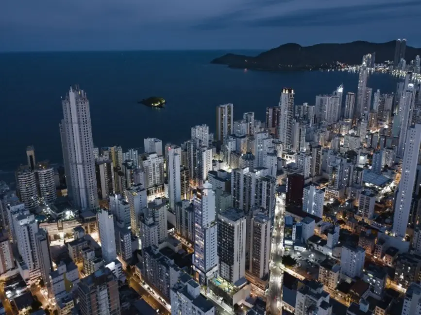 Apartamento com 4 quartos à venda, 143m2 em Centro, Balneario Camboriu - SC - imagem 5 Foto 5 de Apartamento com 4 quartos à venda, 143m2 em Centro, Balneario Camboriu - SC