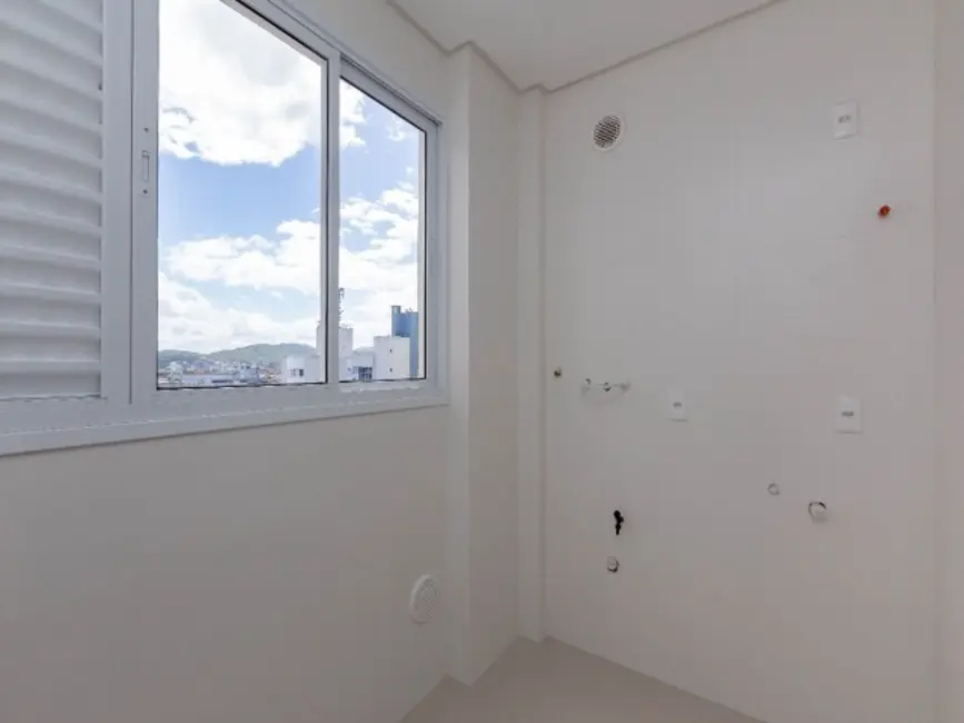 Apartamento com 4 quartos à venda, 150m2 em Centro, Balneario Camboriu - SC - imagem 8 Foto 8 de Apartamento com 4 quartos à venda, 150m2 em Centro, Balneario Camboriu - SC