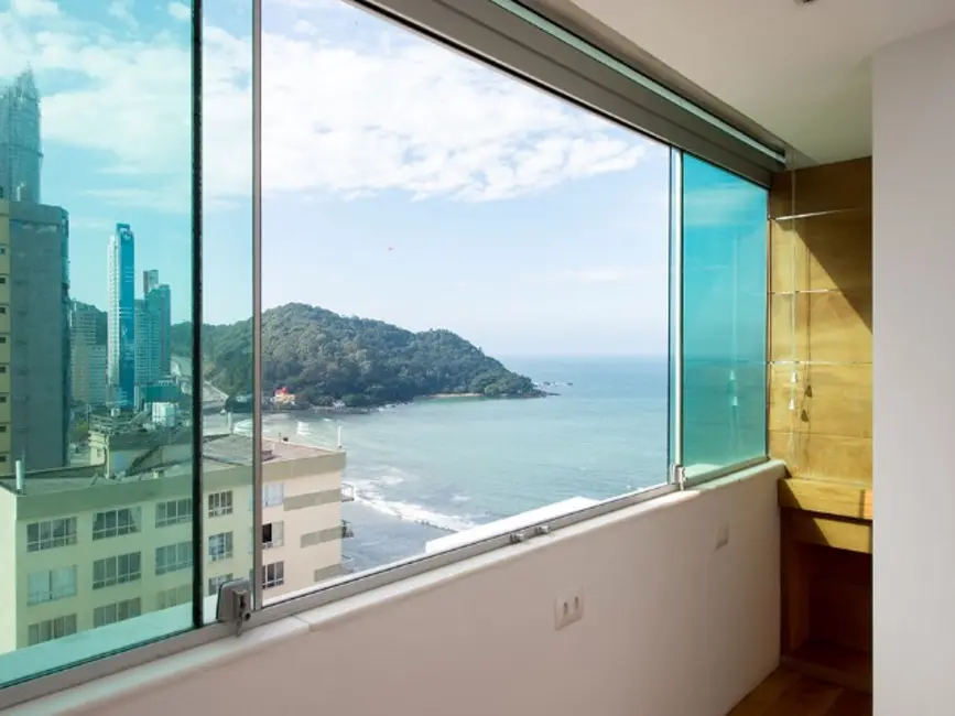 Foto 5 de Apartamento com 1 quarto à venda, 43m2 em Centro, Balneario Camboriu - SC