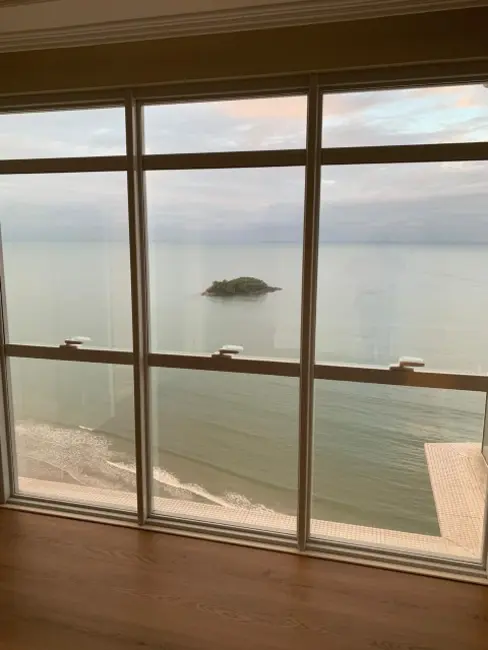 Apartamento com 4 quartos à venda, 350m2 em Centro, Balneario Camboriu - SC - imagem 3 Foto 3 de Apartamento com 4 quartos à venda, 350m2 em Centro, Balneario Camboriu - SC