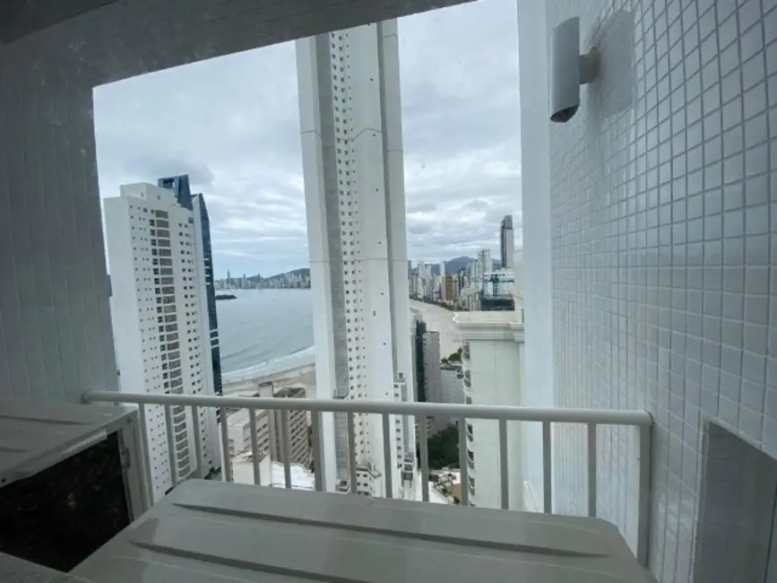 Foto 9 de Apartamento com 4 quartos à venda, 150m2 em Pioneiros, Balneario Camboriu - SC