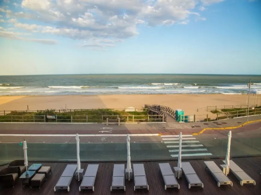 Foto 3 de Apartamento com 4 quartos à venda e para alugar, 203m2 em Balneario Camboriu - SC