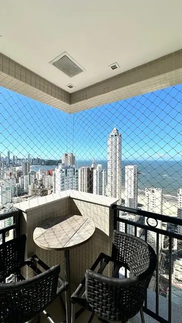 Foto 4 de Apartamento com 4 quartos à venda, 147m2 em Centro, Balneario Camboriu - SC