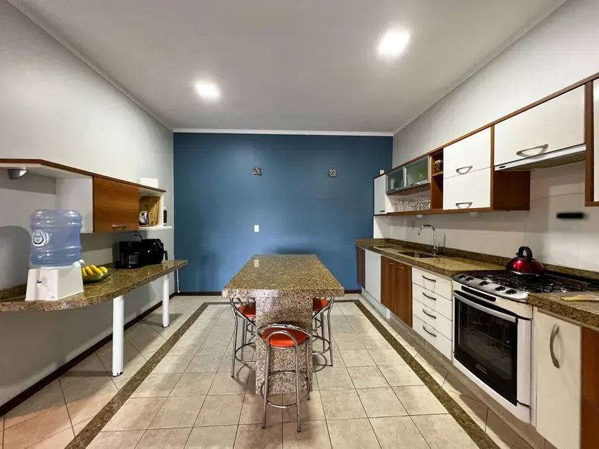 Foto 8 de Casa com 4 quartos à venda, 328m2 em Cabeçudas, Itajai - SC