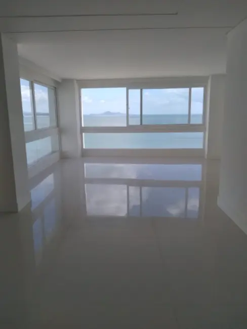 Foto 2 de Apartamento com 3 quartos à venda, 157m2 em Centro, Balneario Camboriu - SC