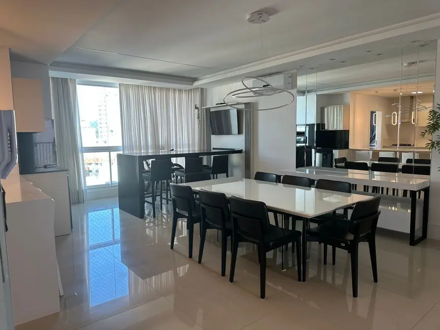 Foto 1 de Apartamento com 3 quartos à venda, 137m2 em Centro, Balneario Camboriu - SC