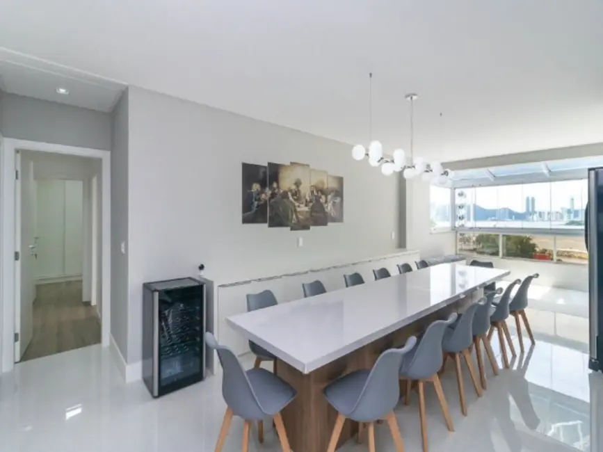 Foto 3 de Apartamento com 4 quartos à venda, 200m2 em Pioneiros, Balneario Camboriu - SC